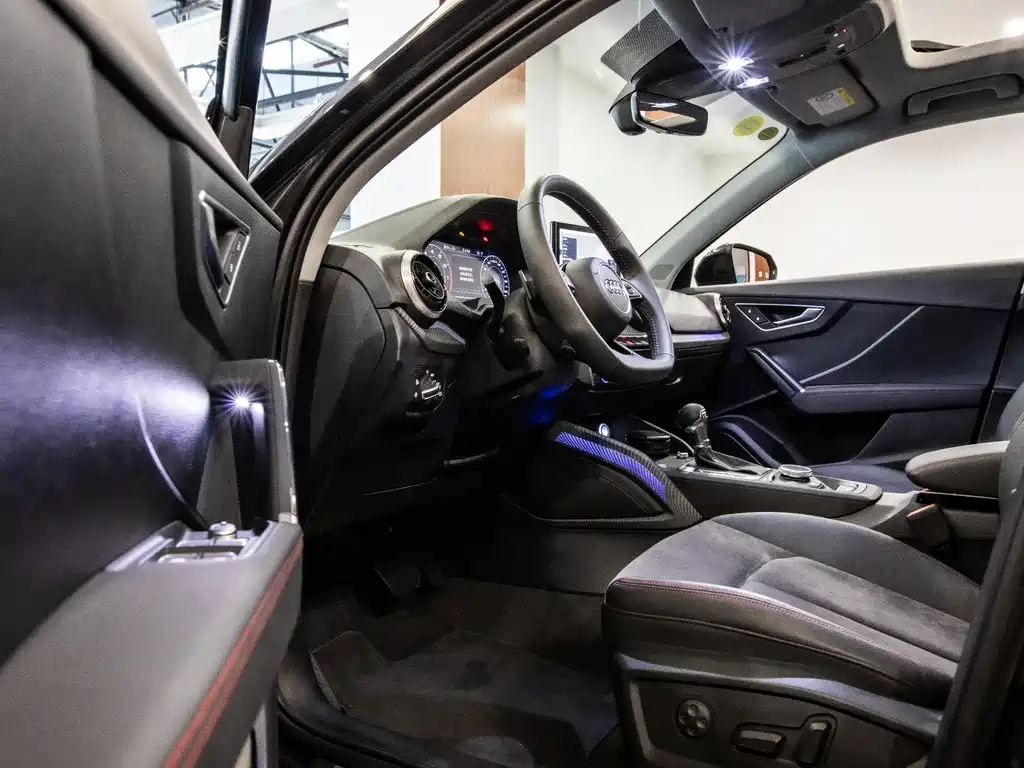 AUDI Q2L 2021