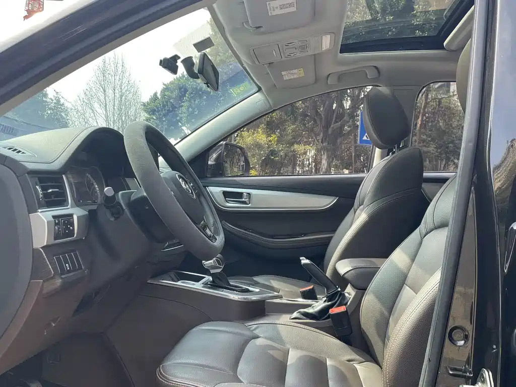 DONGFENG JOYEAR X5 2017