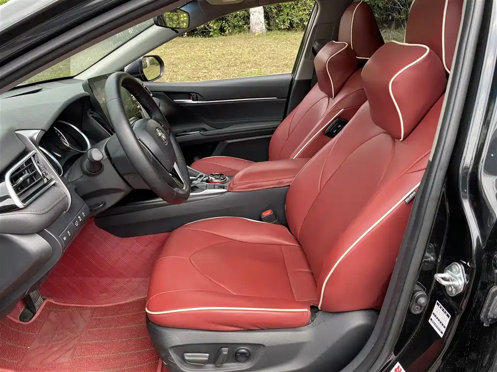 TOYOTA CAMRY 2023