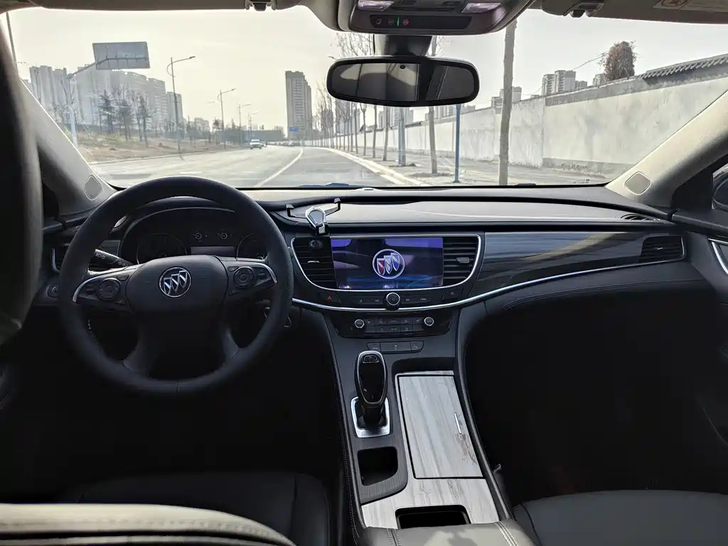 BUICK LACROSSE 2020