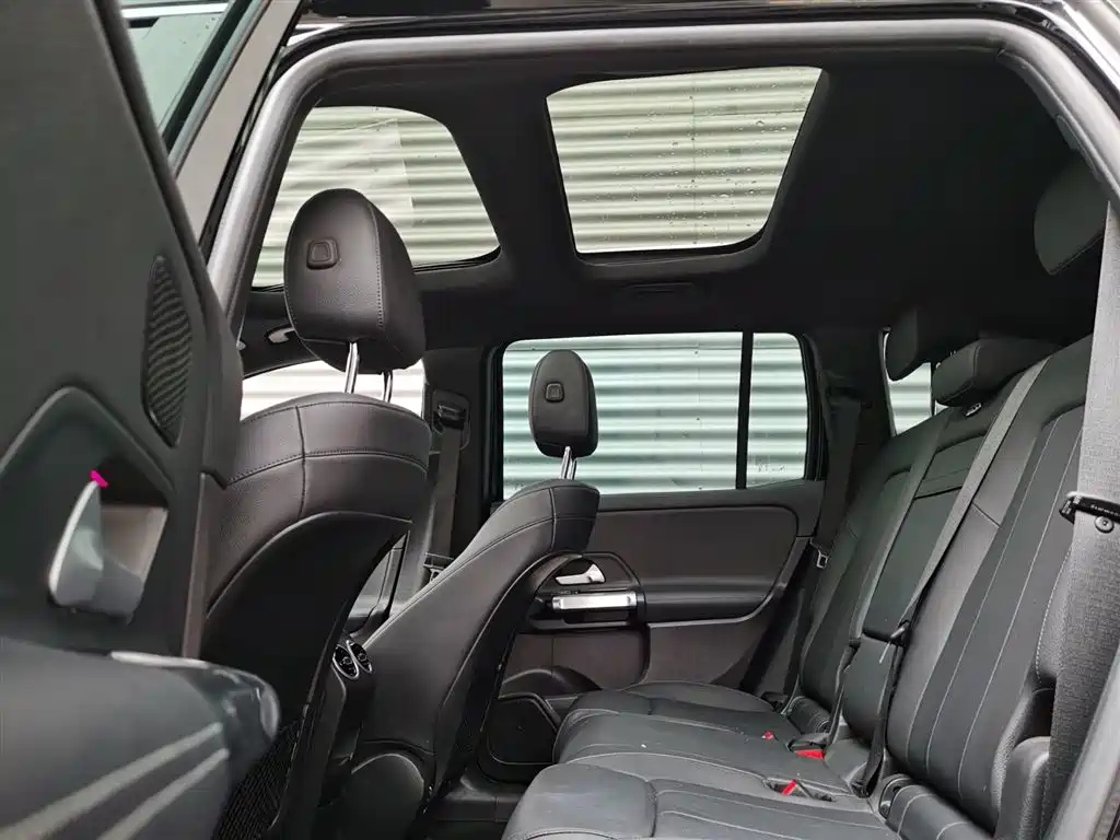 MERCEDES BENZ GLB 2020