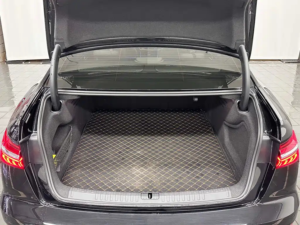 AUDI A6L 2023