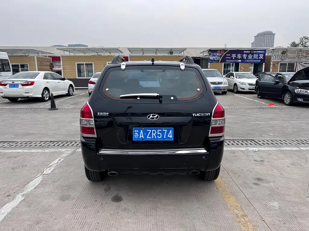 HYUNDAI TUCSON 2011