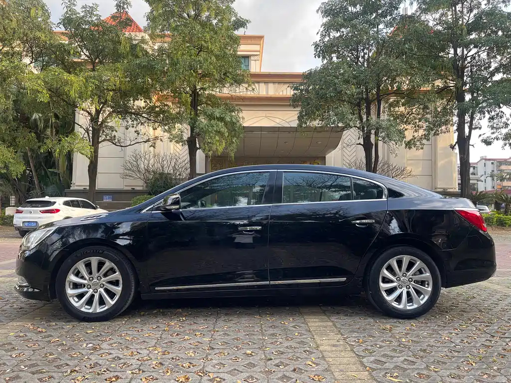 BUICK LACROSSE 2015