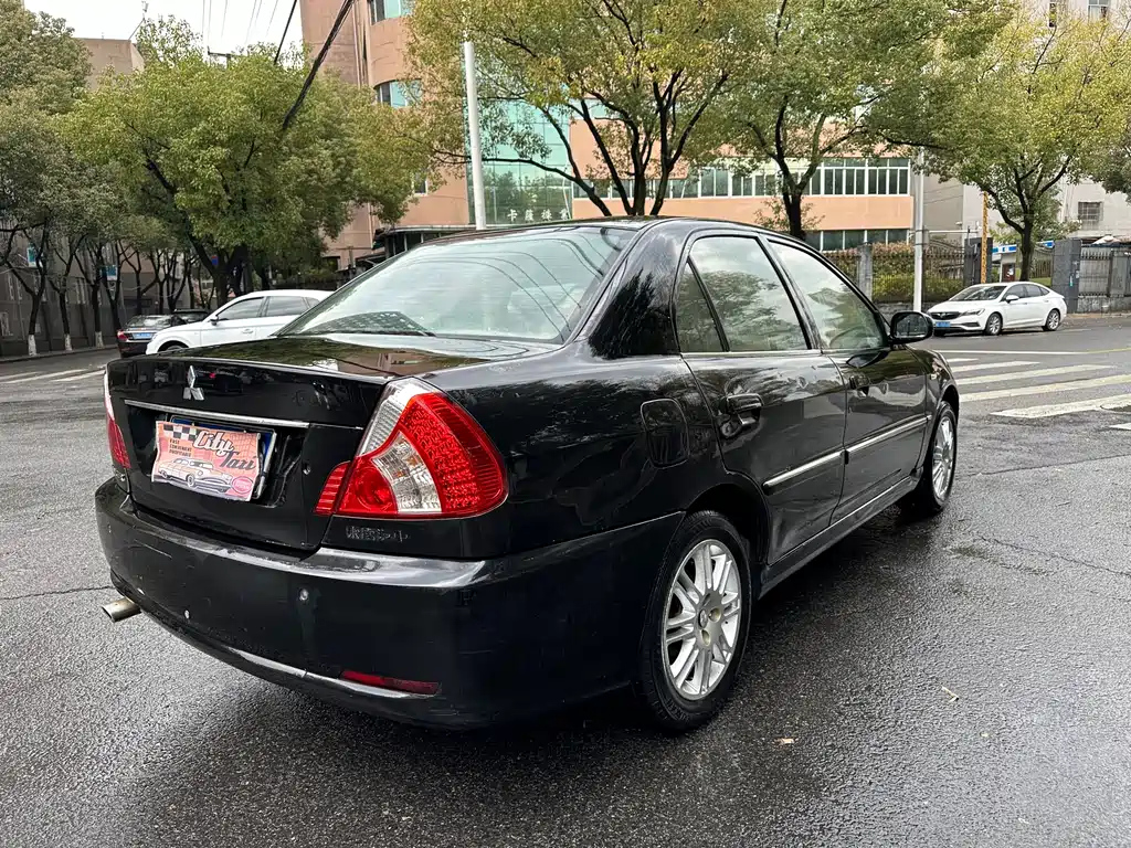 MITSUBISHI OTHER 2010