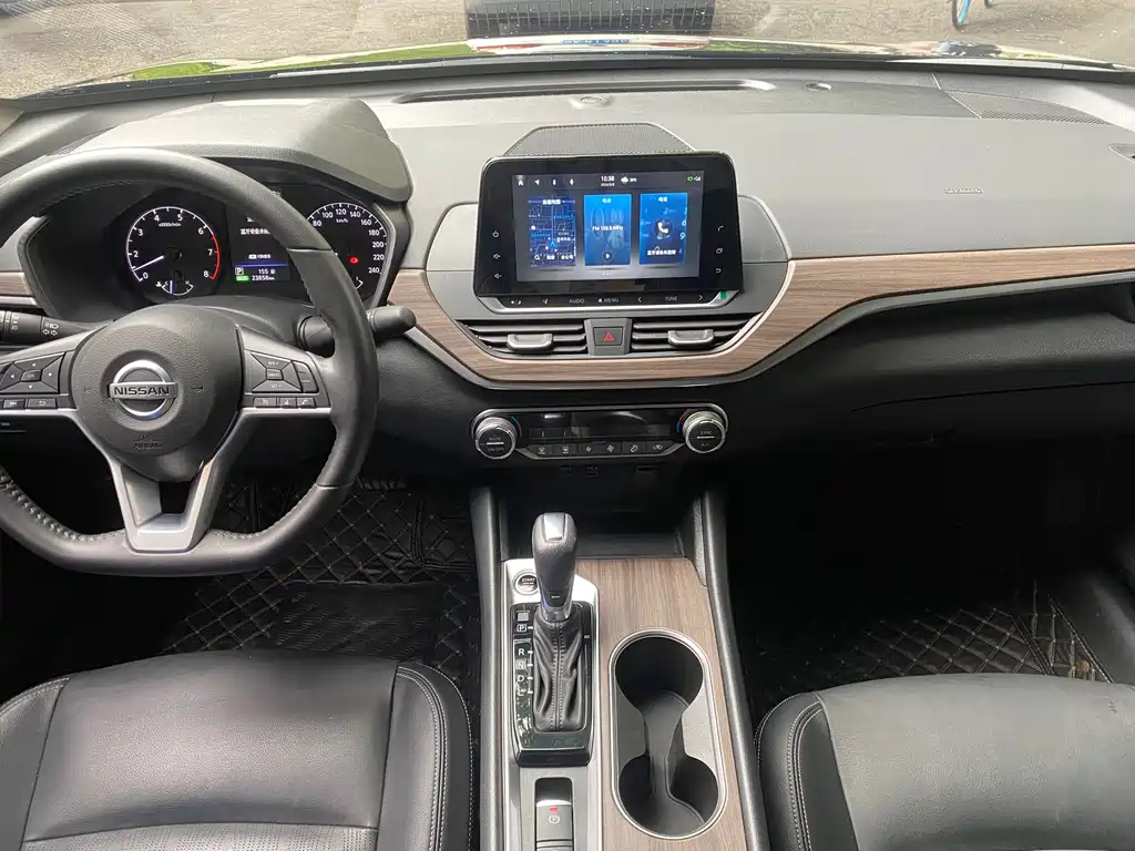 NISSAN TEANA 2022