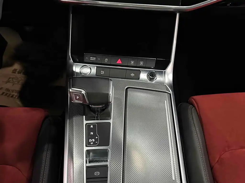 AUDI A6L 2020