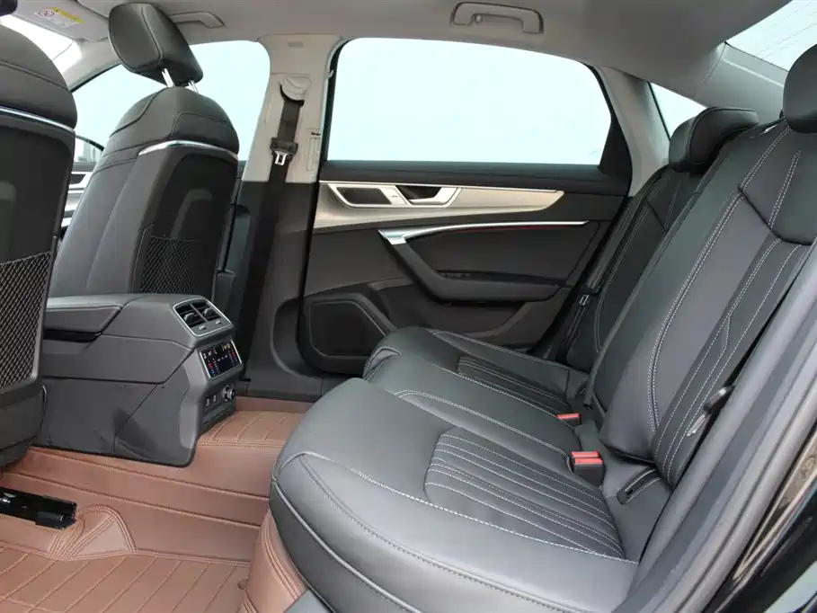 AUDI A6L 2023