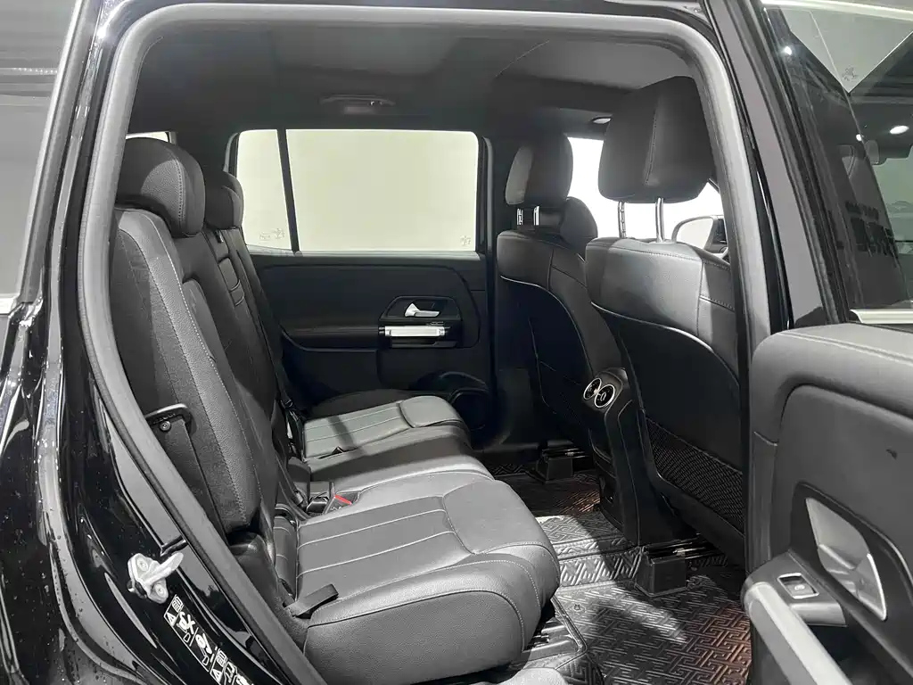 MERCEDES BENZ GLB 2022