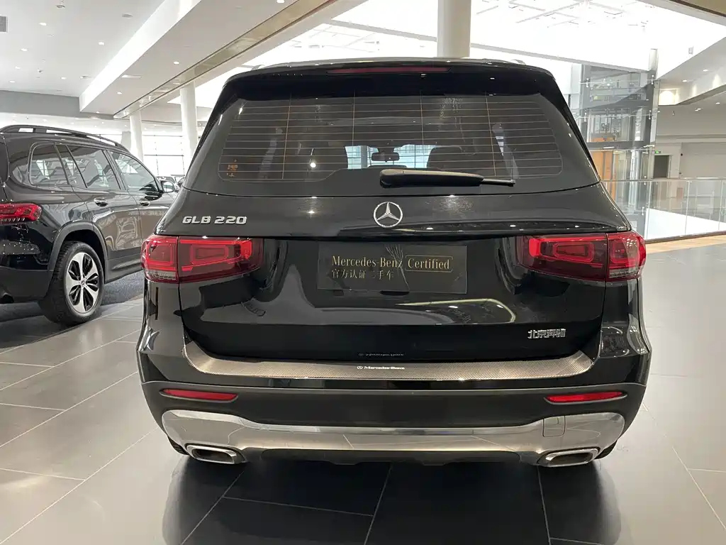 MERCEDES BENZ GLB 2022