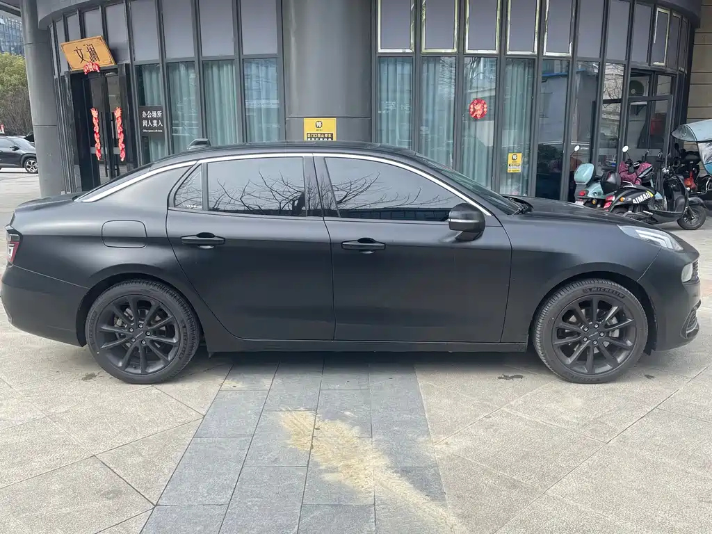 LYNK&CO 03 2018