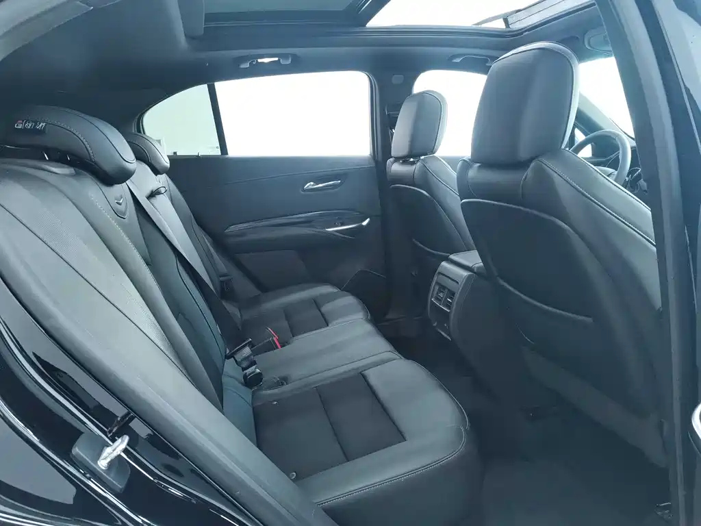 CADILLAC XT4 2020