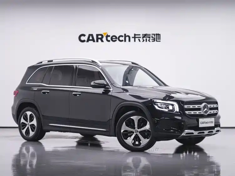 MERCEDES BENZ GLB 2023