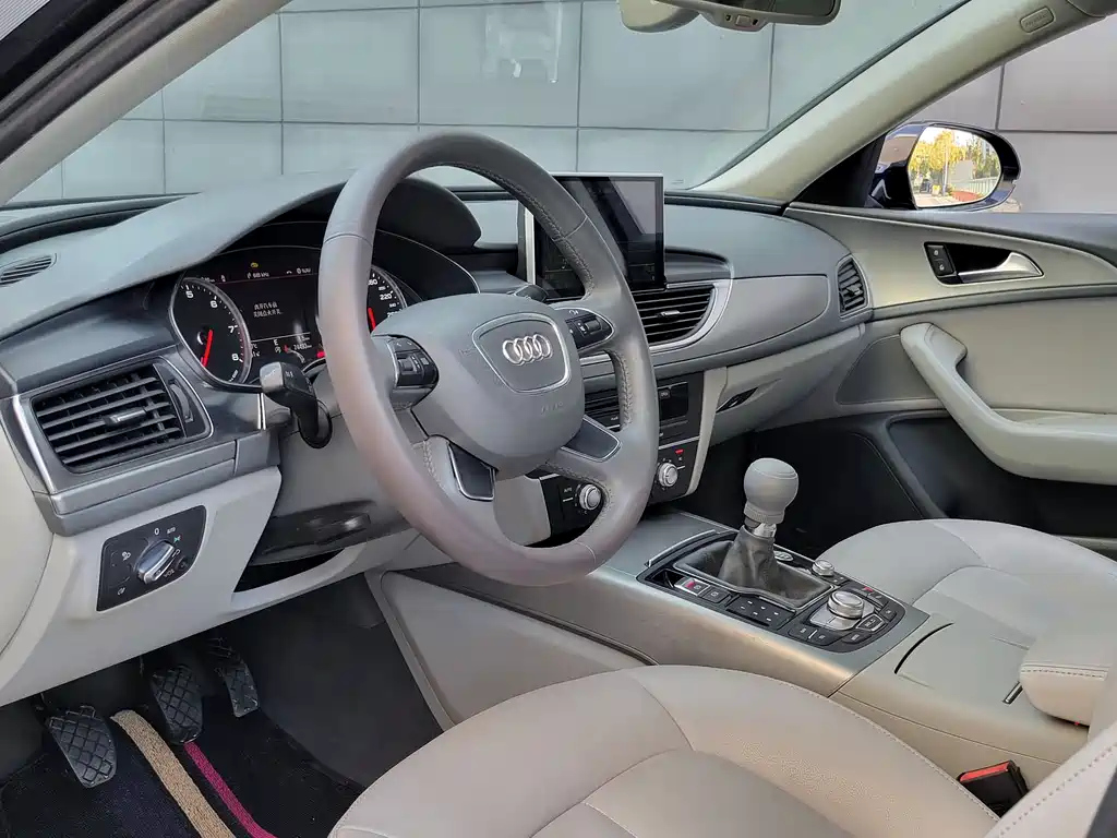 AUDI A6L 2014