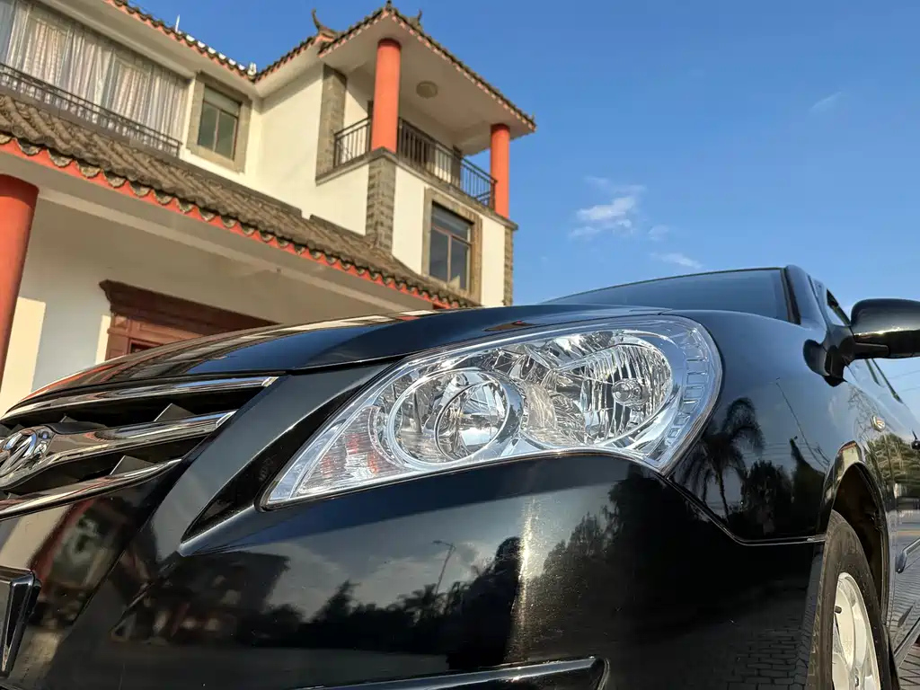 HYUNDAI CELESTA 2009