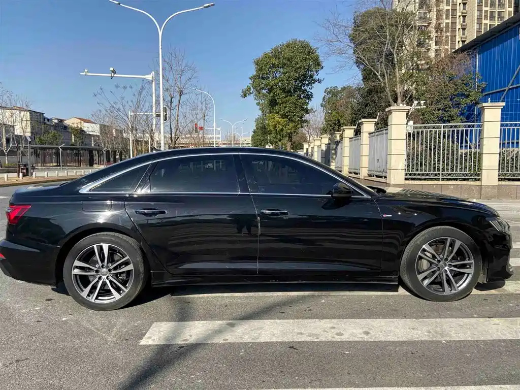 AUDI A6L 2020