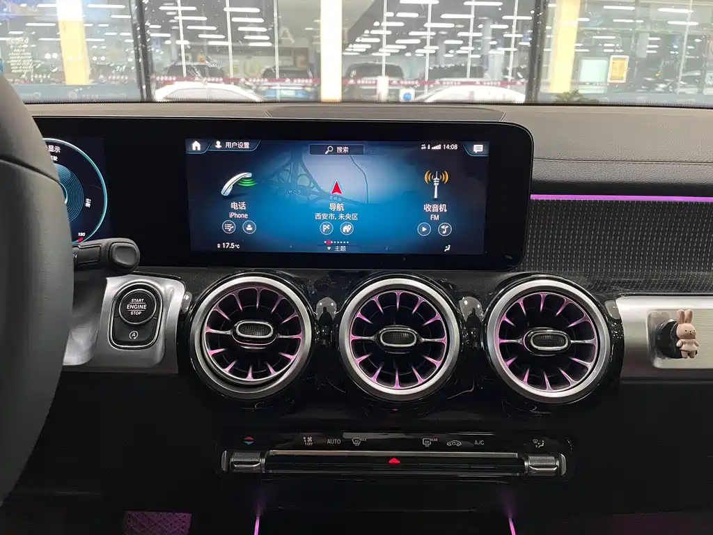 MERCEDES BENZ GLB 2021