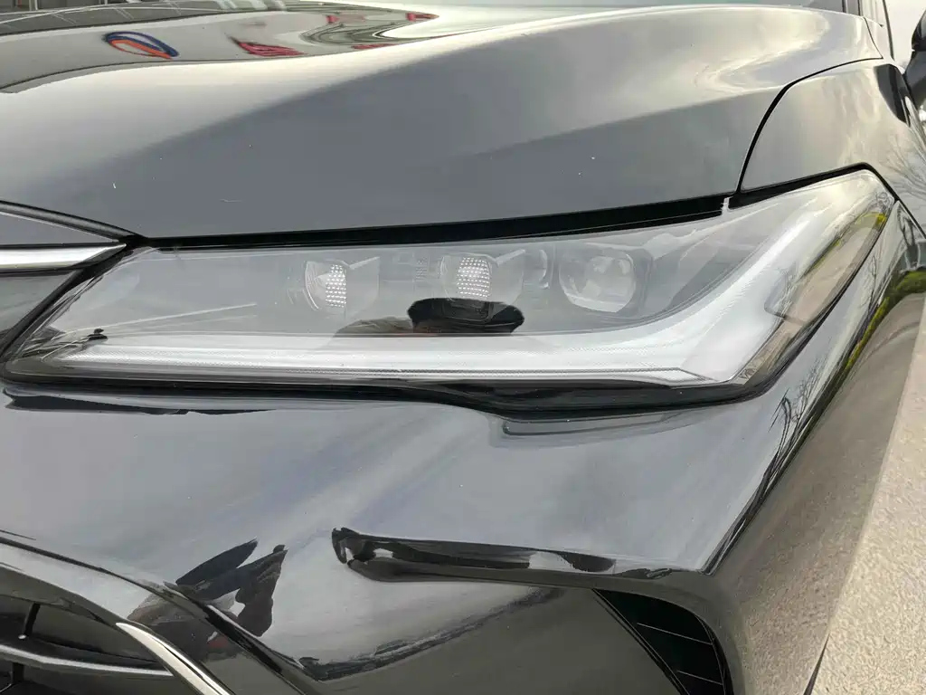 TOYOTA AVALON 2022