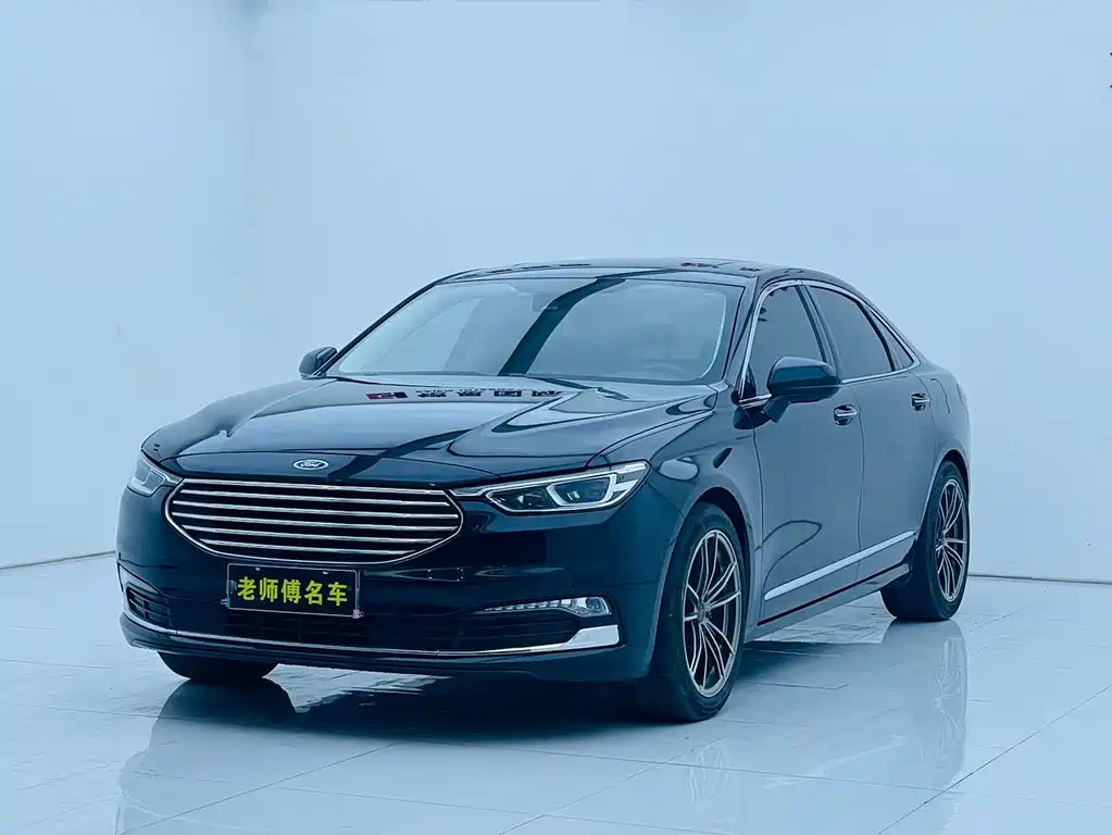 FORD TAURUS 2020