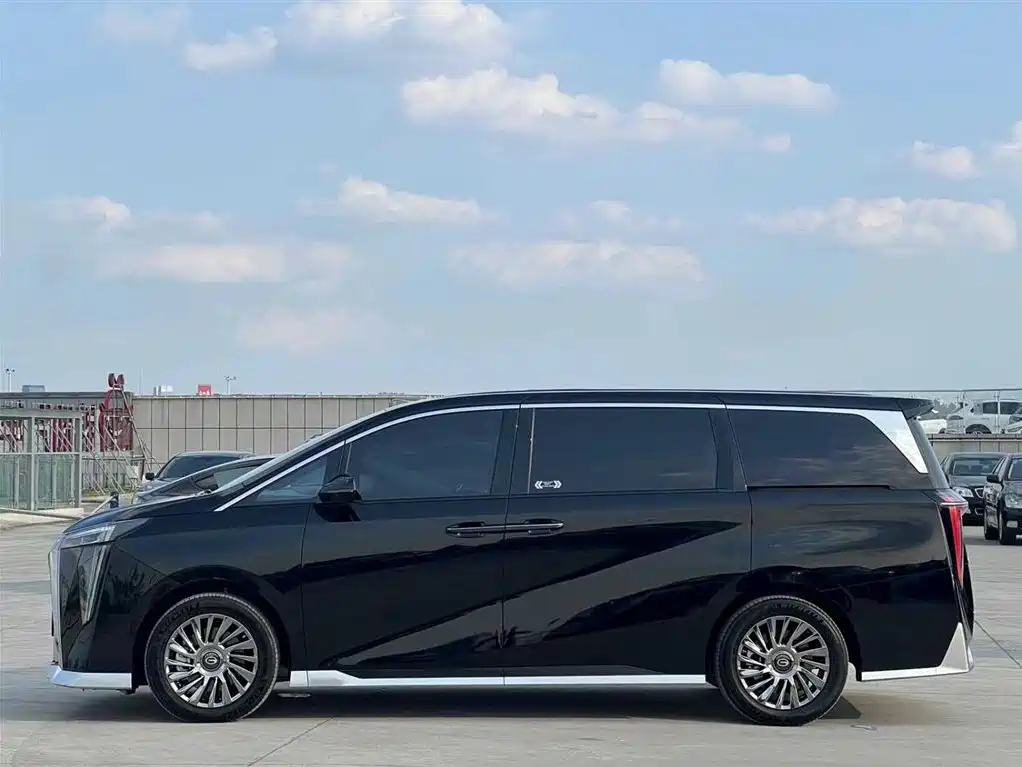TRUMPCHI M8 2023