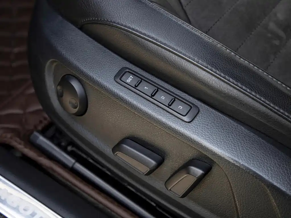 VOLKSWAGEN MAGOTAN 2014
