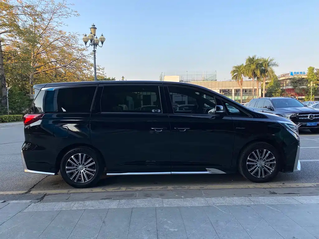TRUMPCHI M8 2021
