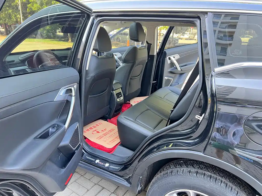 GEELY AUTO BOYUE 2021