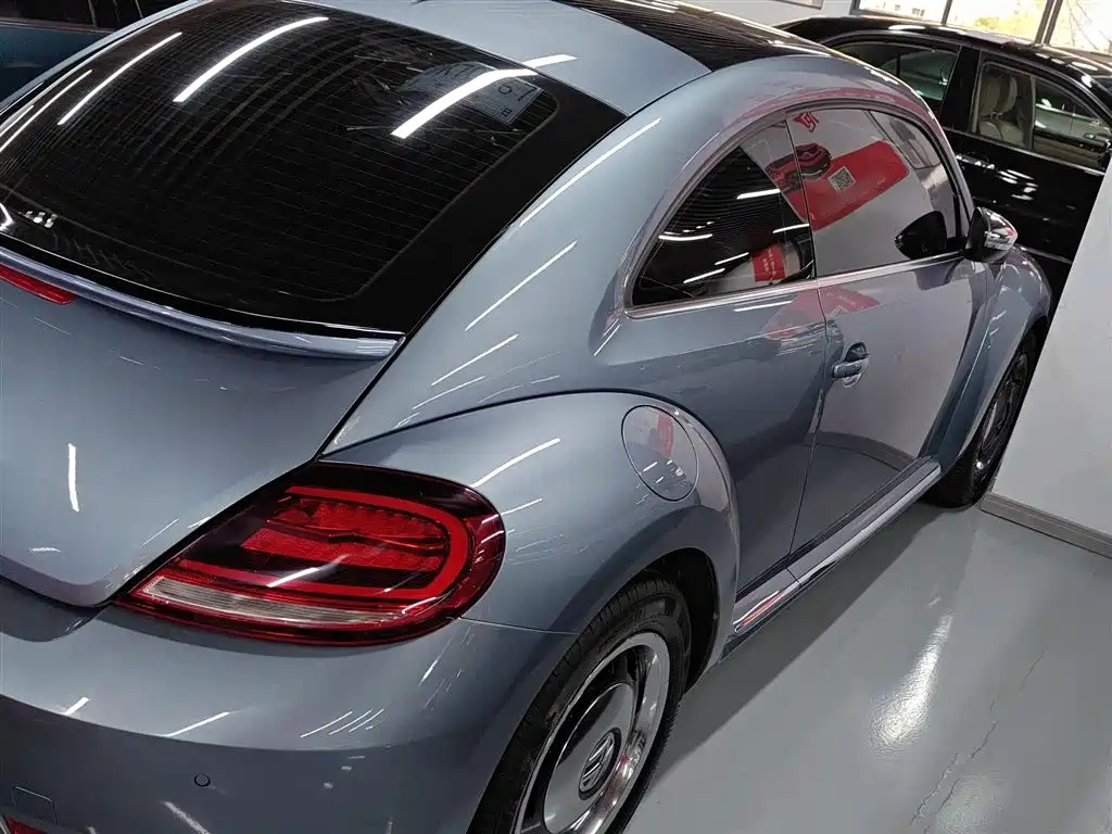 VOLKSWAGEN BEETLE 2018
