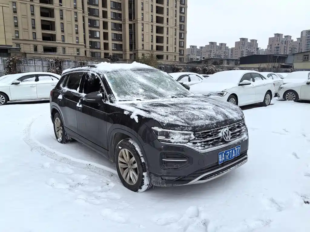 VOLKSWAGEN TAYRON 2020