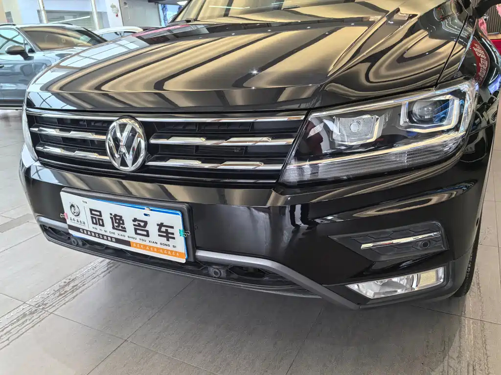 VOLKSWAGEN TIGUAN L 2019