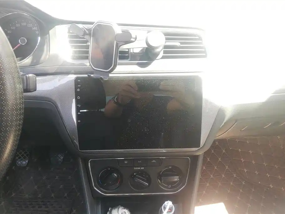 VOLKSWAGEN LAVIDA 2017