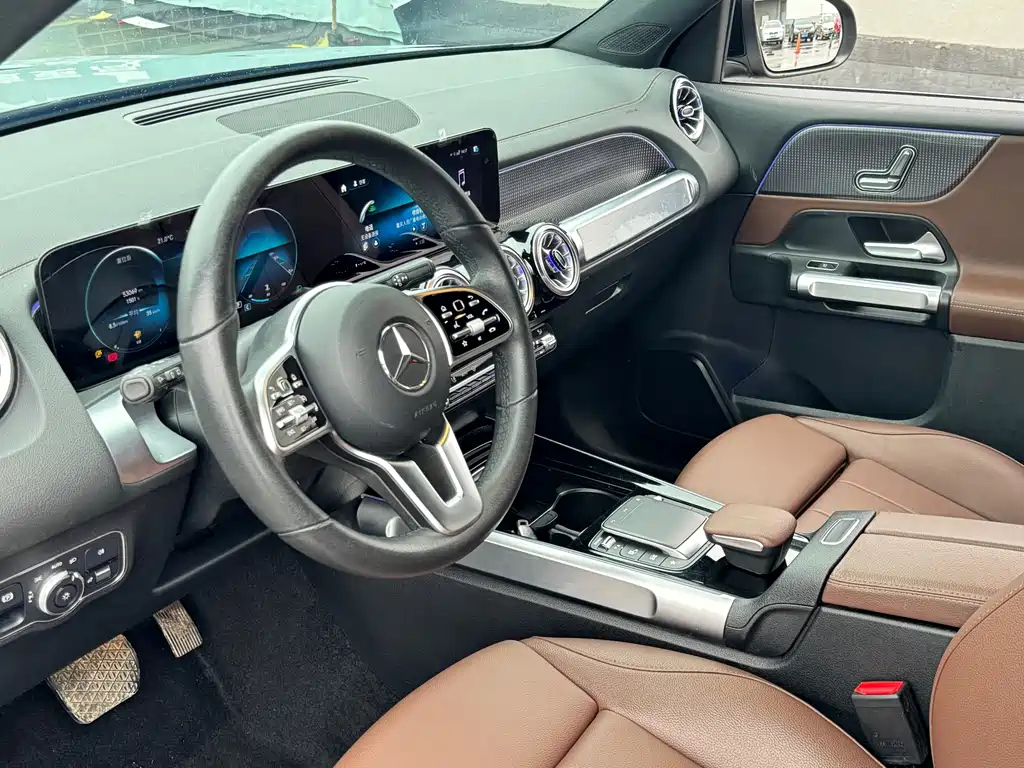 MERCEDES BENZ GLB 2022