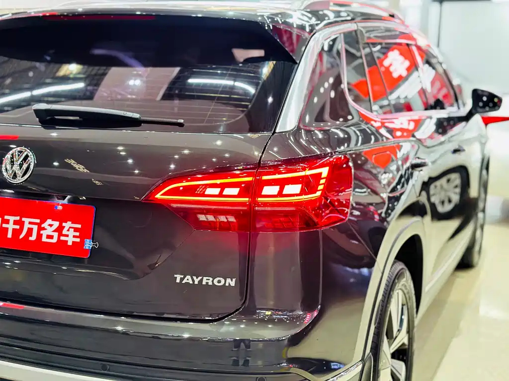 VOLKSWAGEN TAYRON 2020