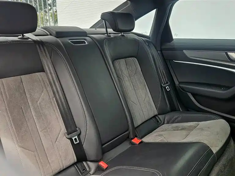 AUDI A6L 2022