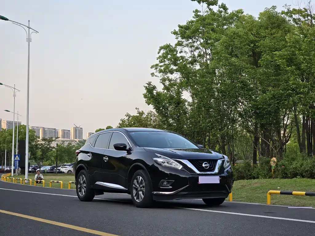 NISSAN MURANO 2018
