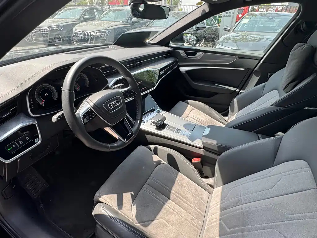 AUDI A6L 2023