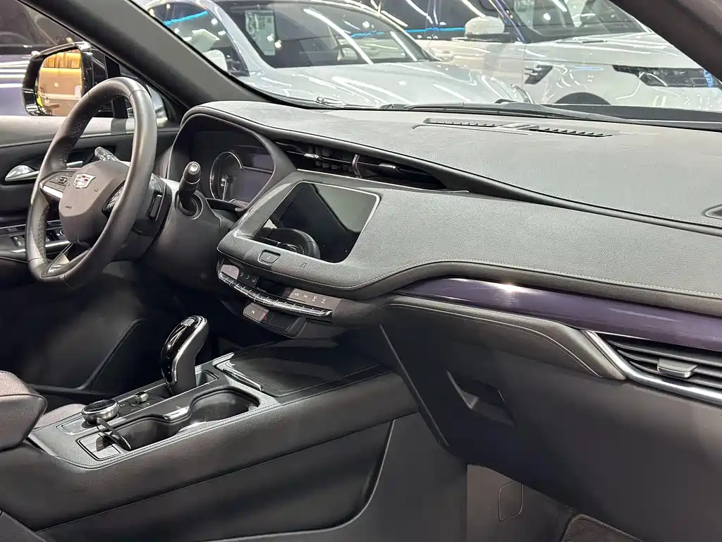 CADILLAC XT4 2022