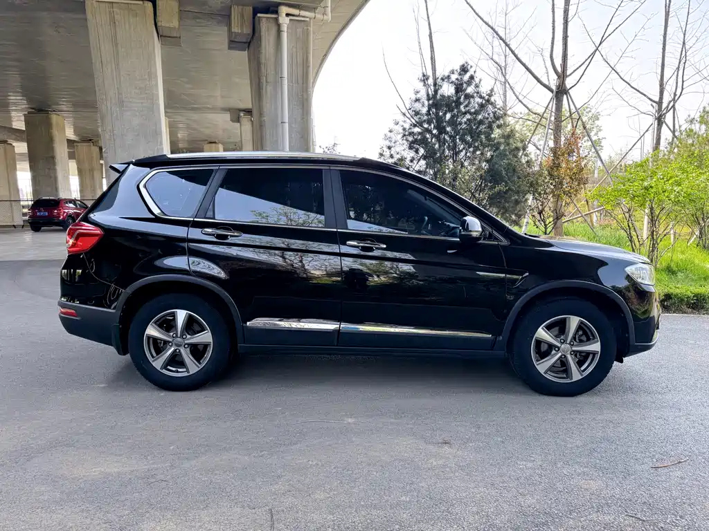 HAVAL H6 2015
