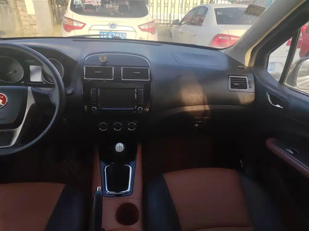DONGFENG JOYEAR X5 2015