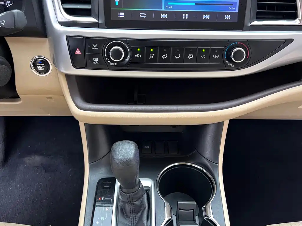 TOYOTA HIGHLANDER 2018