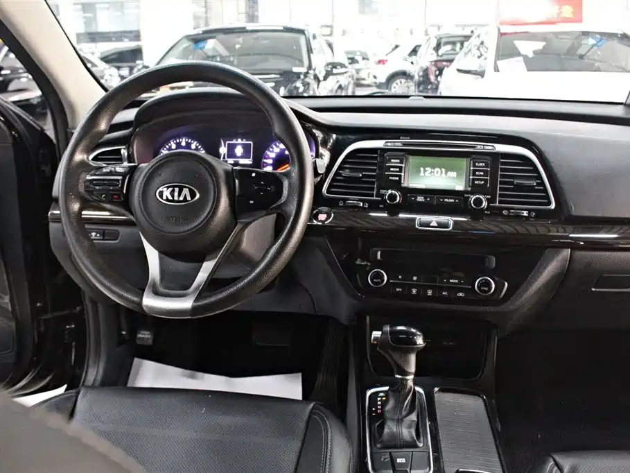 KIA K4 2015