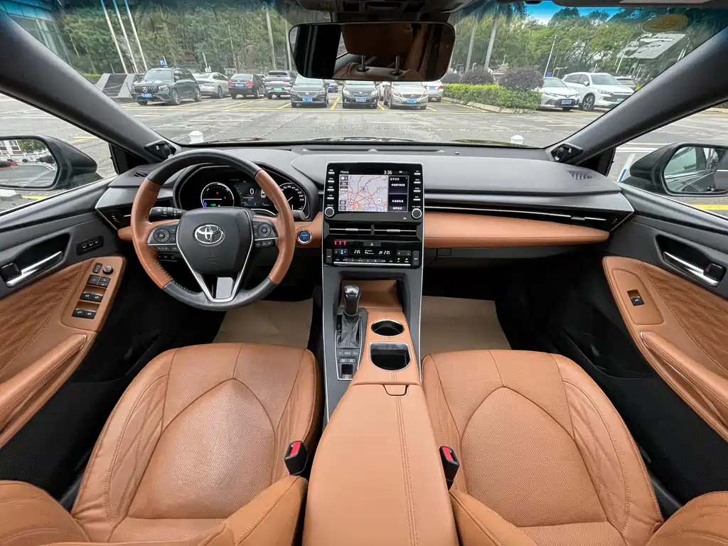 TOYOTA AVALON 2019