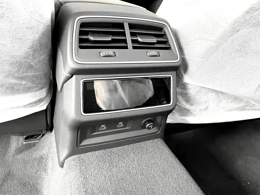 AUDI A7L 2024