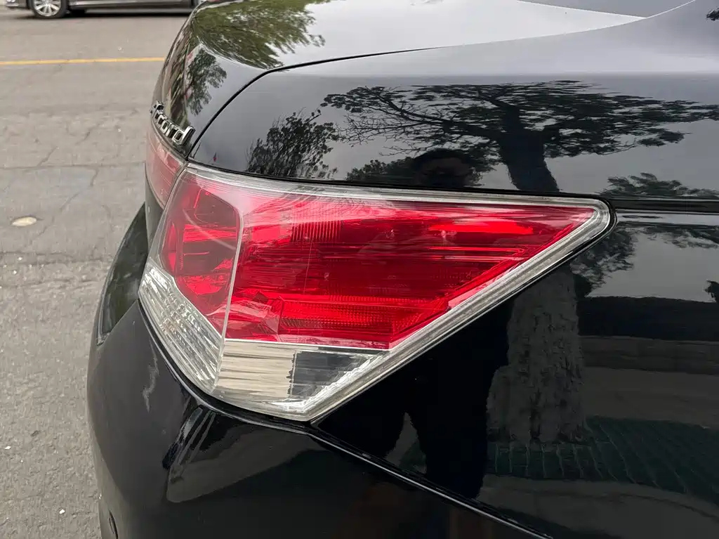 HONDA ACCORD 2010