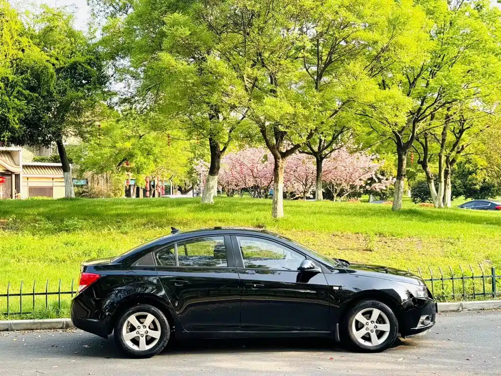 CHEVROLET CRUZE 2014