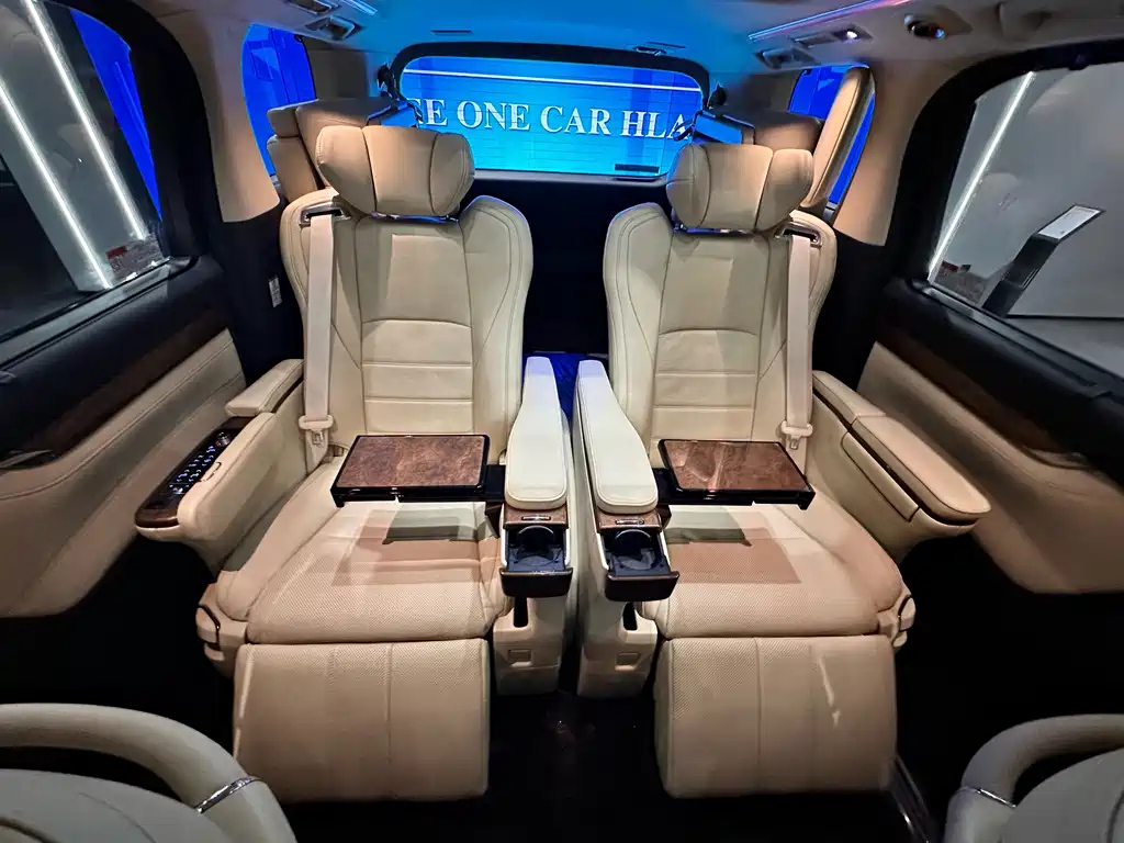 TOYOTA ALPHARD 2017