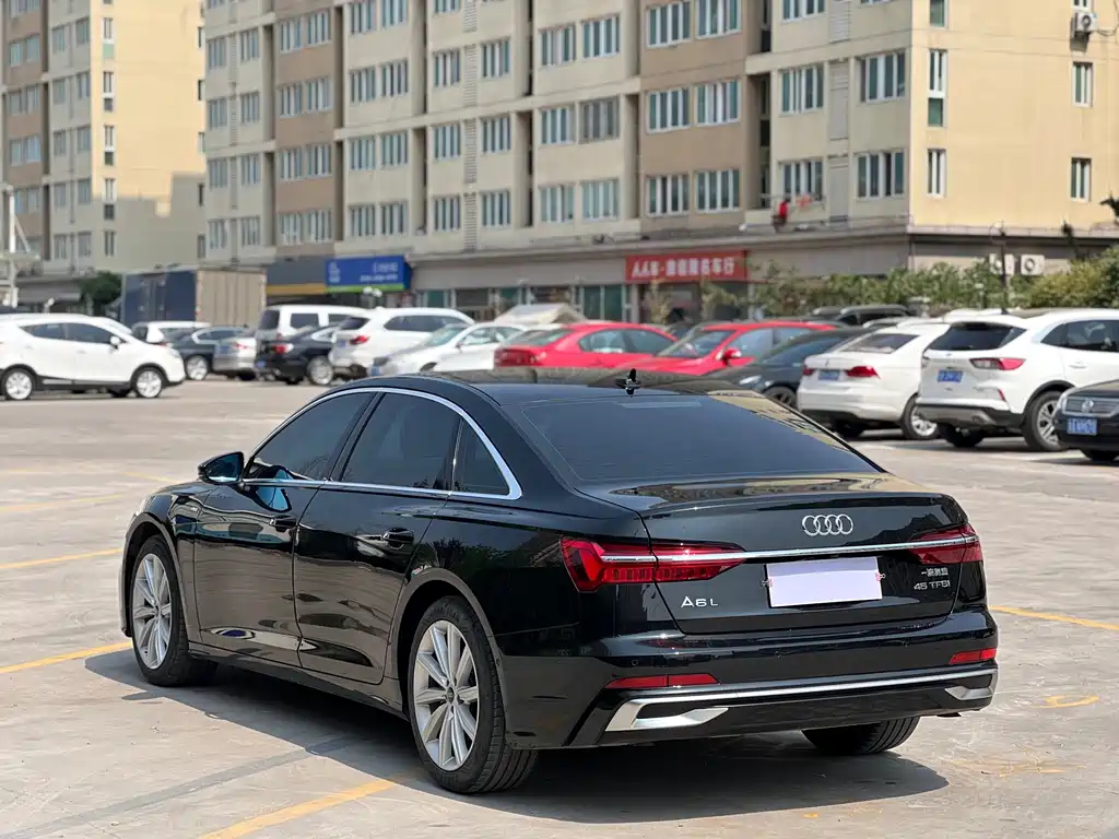 AUDI A6L 2022