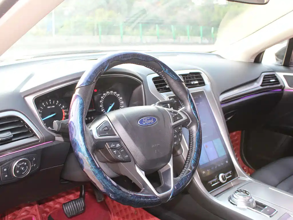 FORD MONDEO 2021