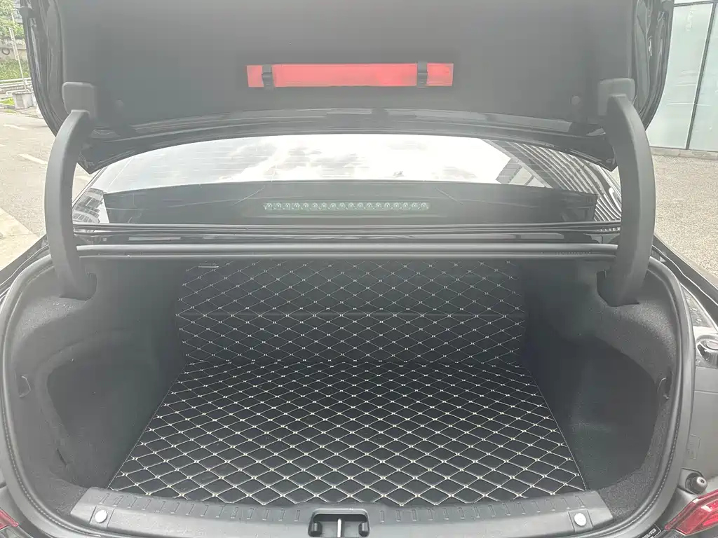 VOLVO S90 2020