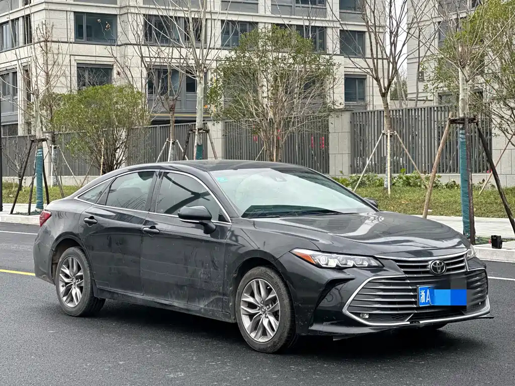 TOYOTA AVALON 2020